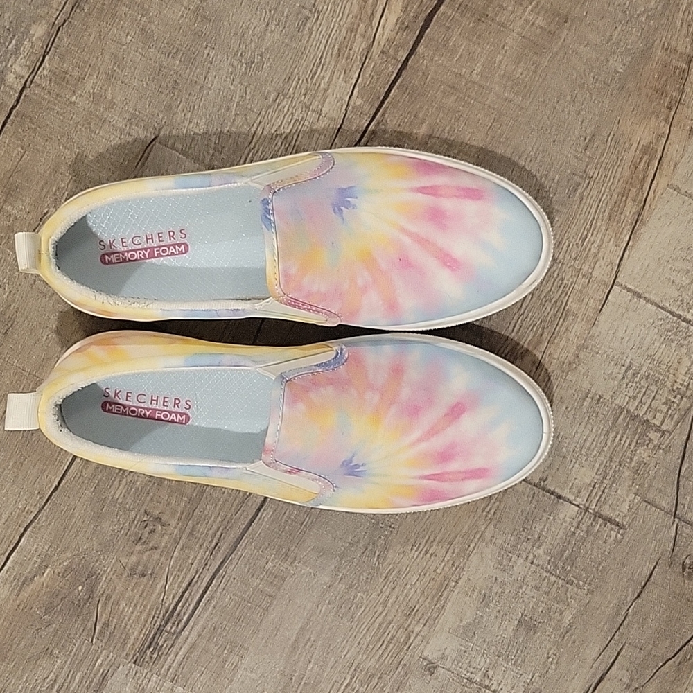 Women's sneakers